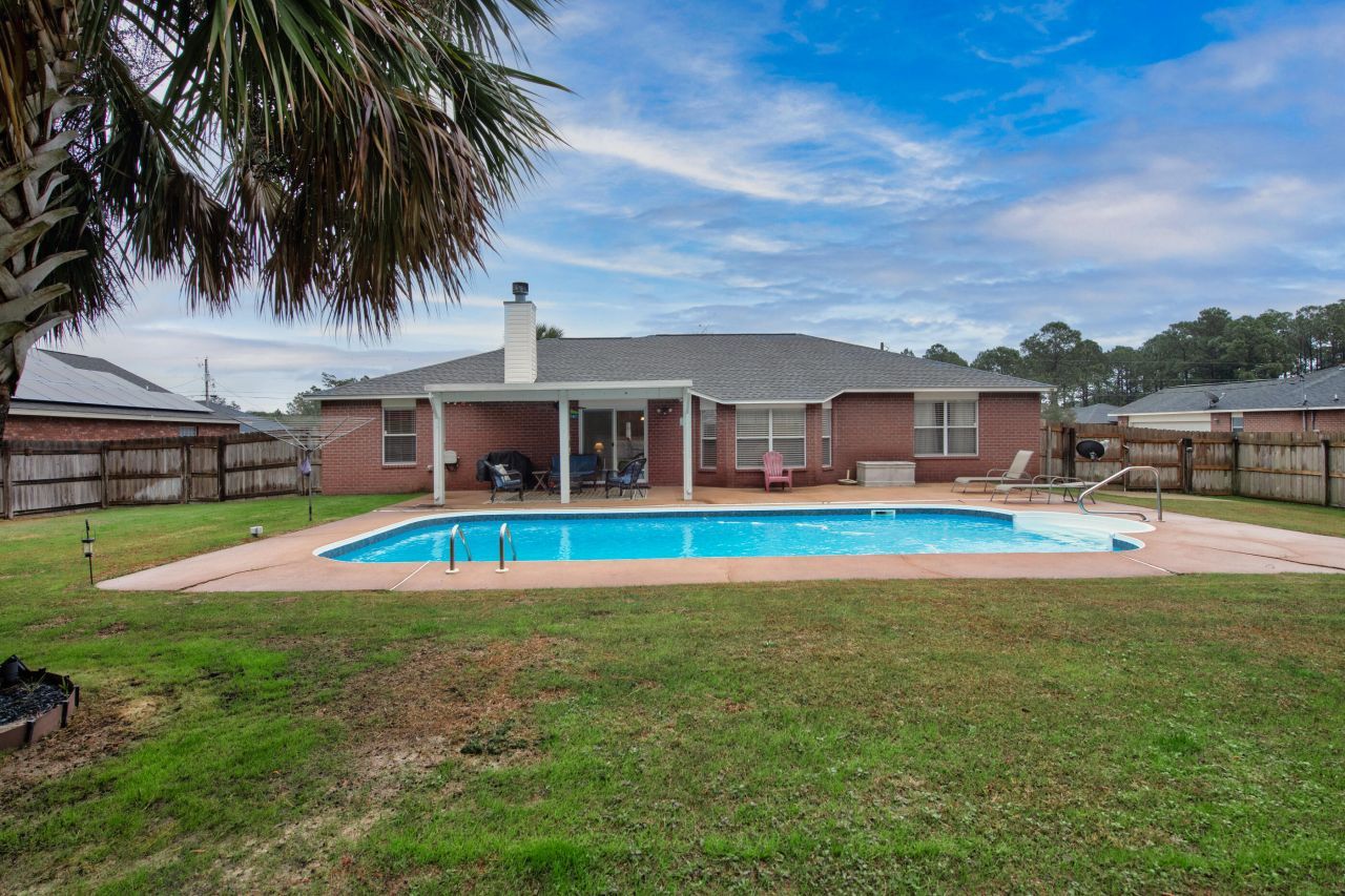 2051 Indigo Drive, Navarre, FL 32566 Main Photo