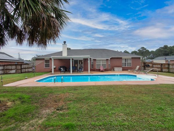 2051 Indigo Drive, Navarre, FL 32566