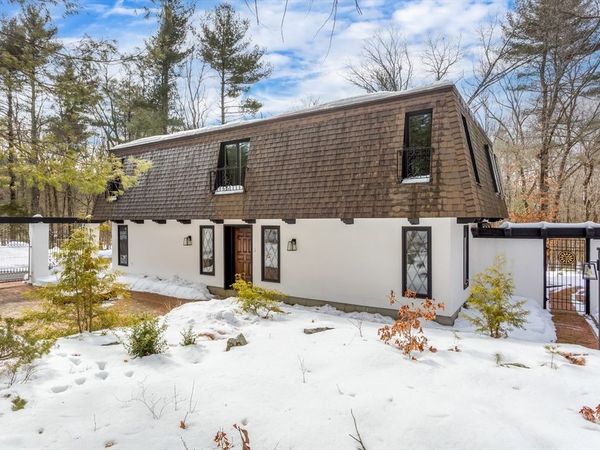 100 Daniels St, Franklin, MA 02038