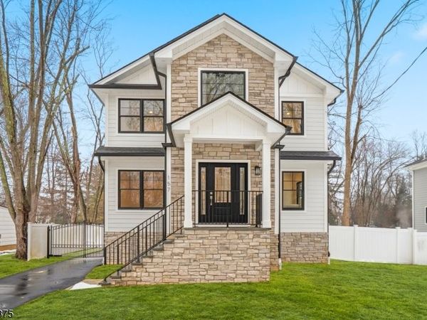 157 Pearl St, Berkeley Heights, NJ 07922