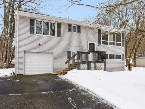 74 Sleepy Hollow Rd, Byram, NJ 07821