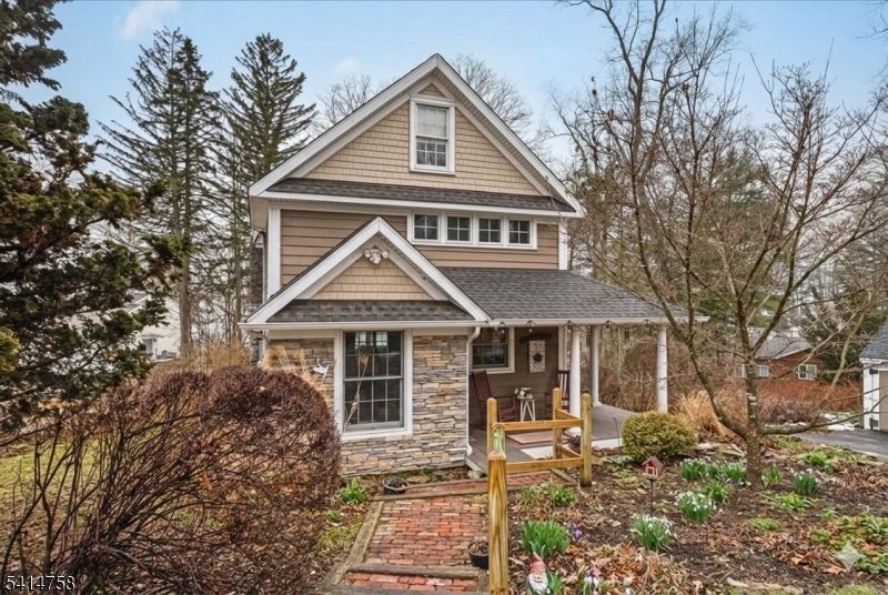 17 Rosemont Ave, West Milford, NJ 07480 Main Photo