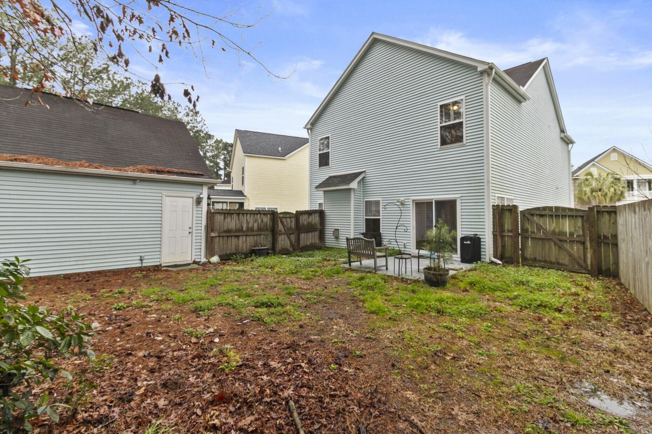 7492 Northgate Drive Photo 11