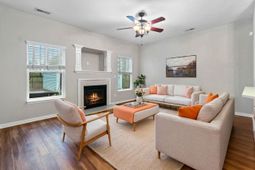 7492 Northgate Drive photo 4