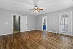 7492 Northgate Drive photo 4