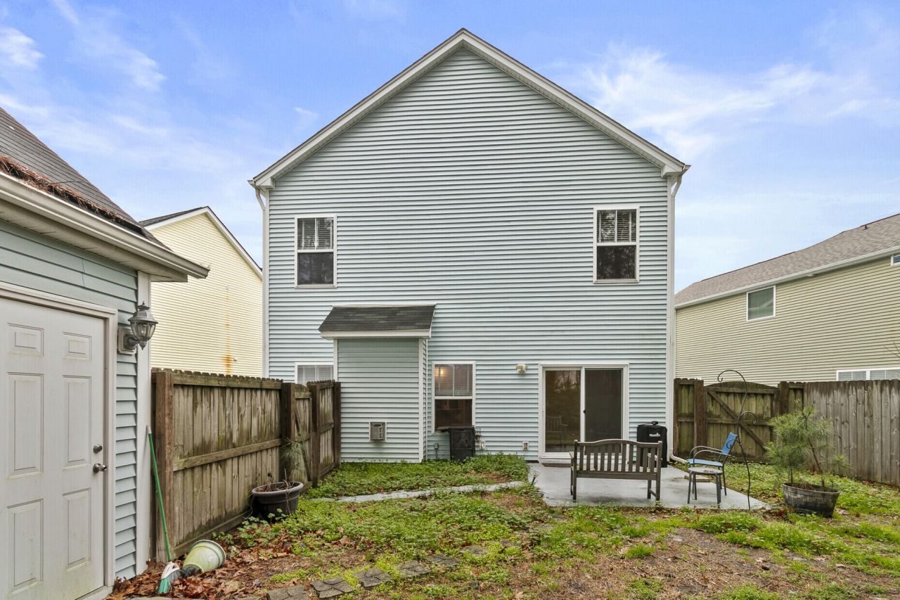 7492 Northgate Drive Photo 45