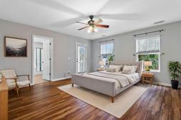 7492 Northgate Drive photo 4