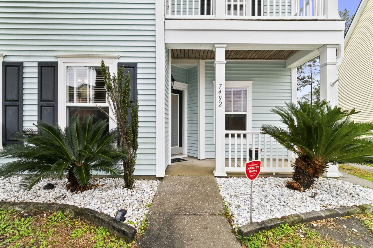 7492 Northgate Drive Photo 8