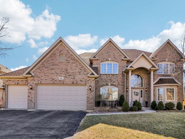 143 Pineridge Drive S, Oswego, IL 60543