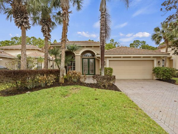 7241 Maidstone Drive, Port St. Lucie, FL 34986