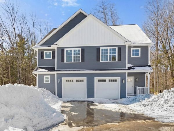 16 Porch Light Drive, UNIT 2, Dover, NH 03820