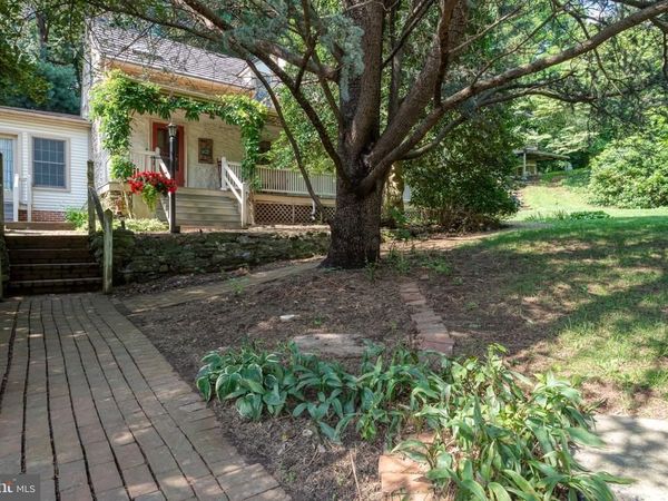 1592 WHITE OAK ROAD , STRASBURG, PA 17579