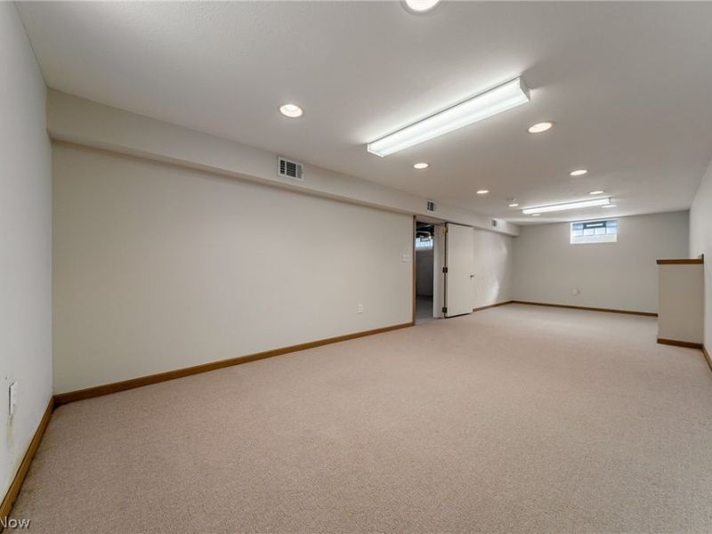 2606 Russell Avenue, Parma, OH 44134 Photo 29