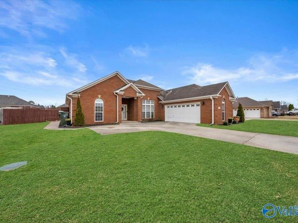 115 Brier Rose Lane, Harvest, AL 35749