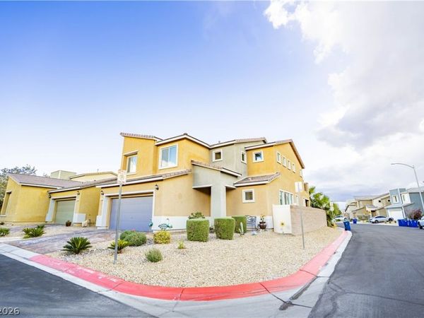 333 Largo Vista Court, North Las Vegas, NV 89084