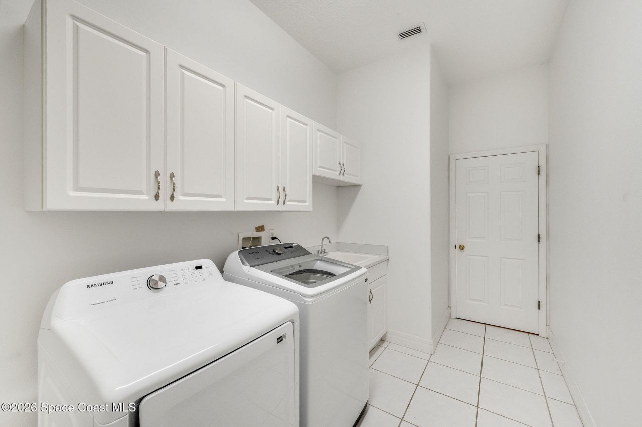 5025 Fawn Lake Boulevard, Mims, FL 32754 Photo