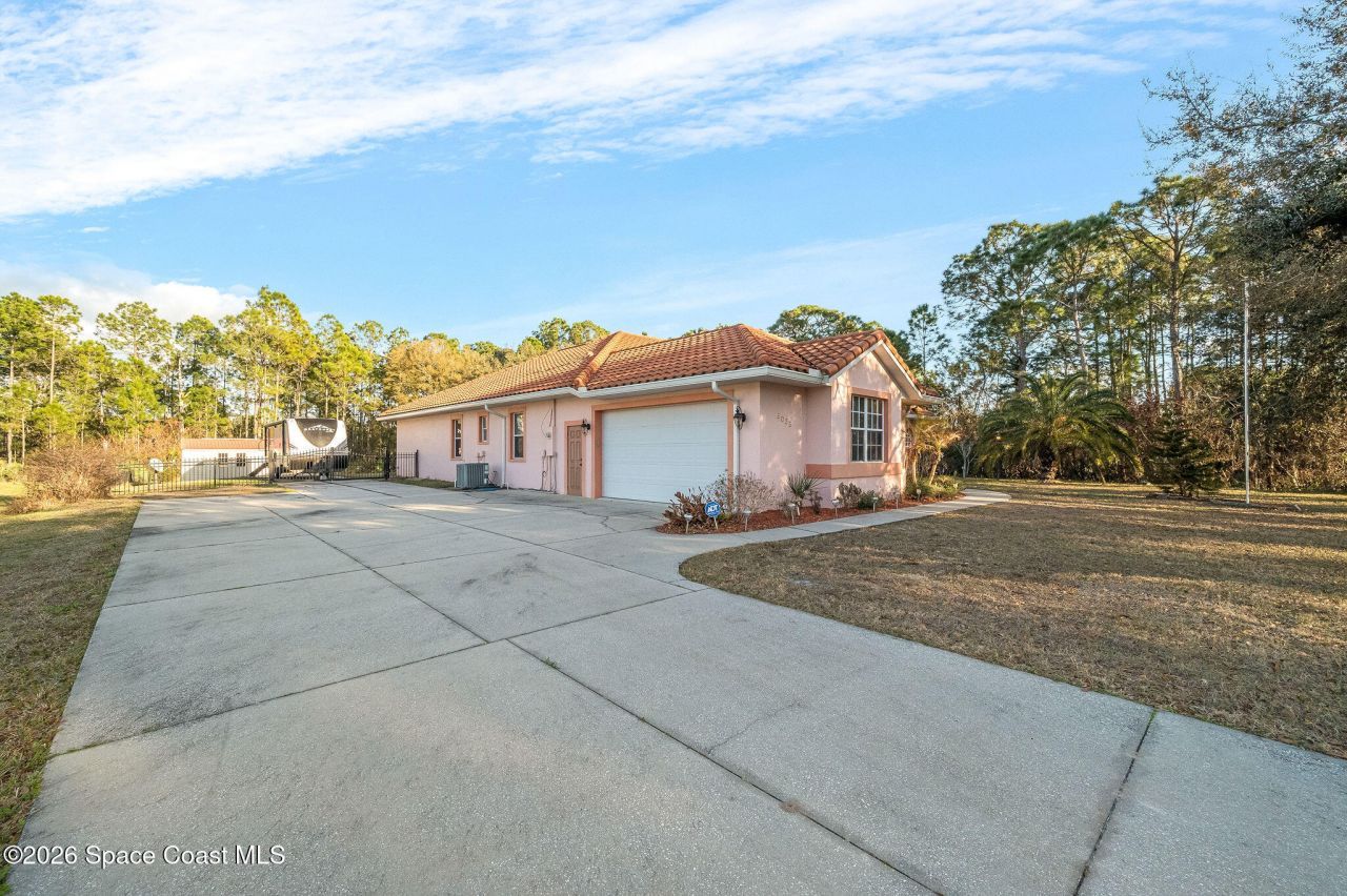5025 Fawn Lake Boulevard, Mims, FL 32754 Photo