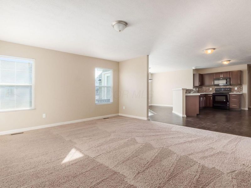 640 Kingshurst Drive , Blacklick, OH 43004 Photo 19