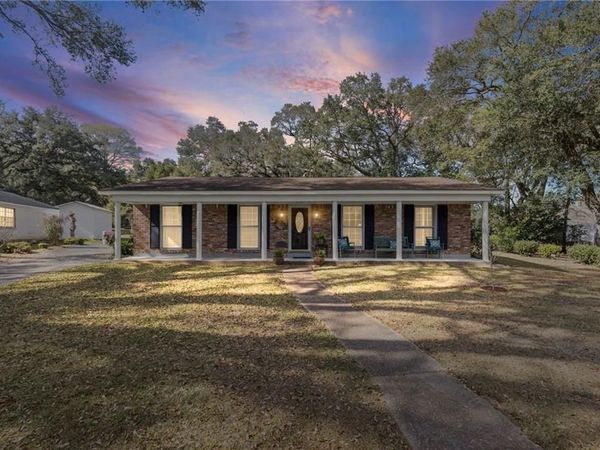 6116 General Lee Avenue , Mobile, AL 36619