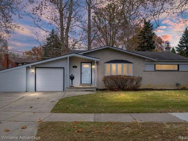 32080 Delaware Street , Livonia, MI 48150