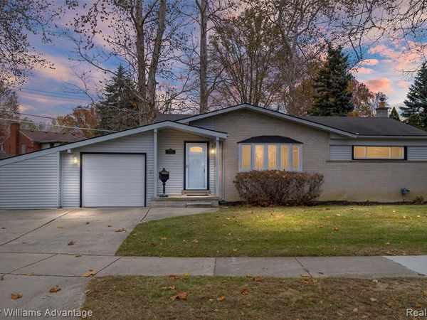 32080 Delaware Street, Livonia, MI 48150