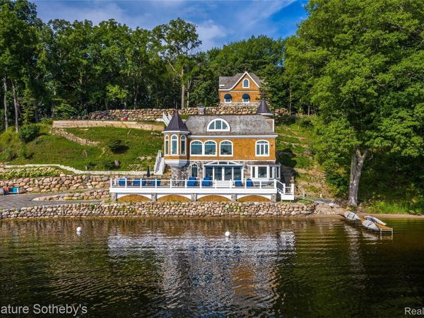 14625 Edgewater Drive, Lyndon Township, Mi 48137