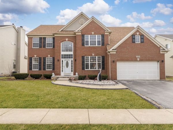 6085 Irene Drive, Hoffman Estates, IL 60192