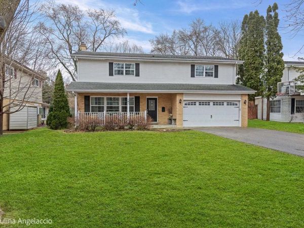 141 Kainer Avenue , Barrington, IL 60010