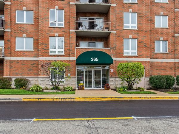 365 Graceland Avenue , Unit 205A, Des Plaines, IL 60016