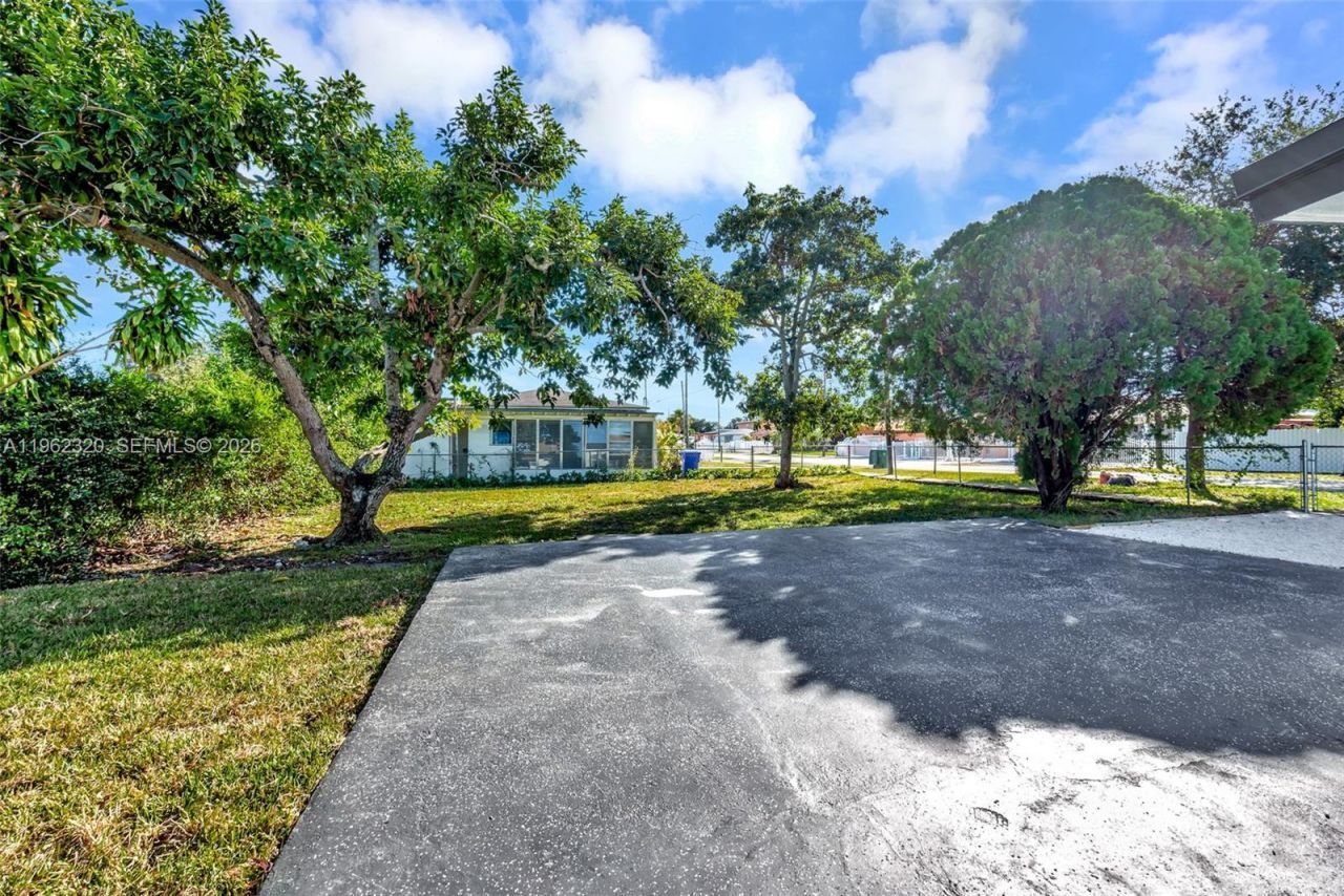 6540 SW 4th St, Unit 6540, Miami, FL 33144 Photo