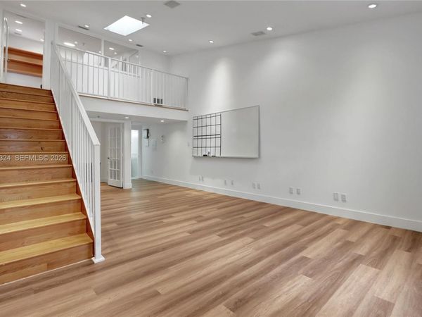 10769 SW 104th St, Unit B3, Miami, FL 33176