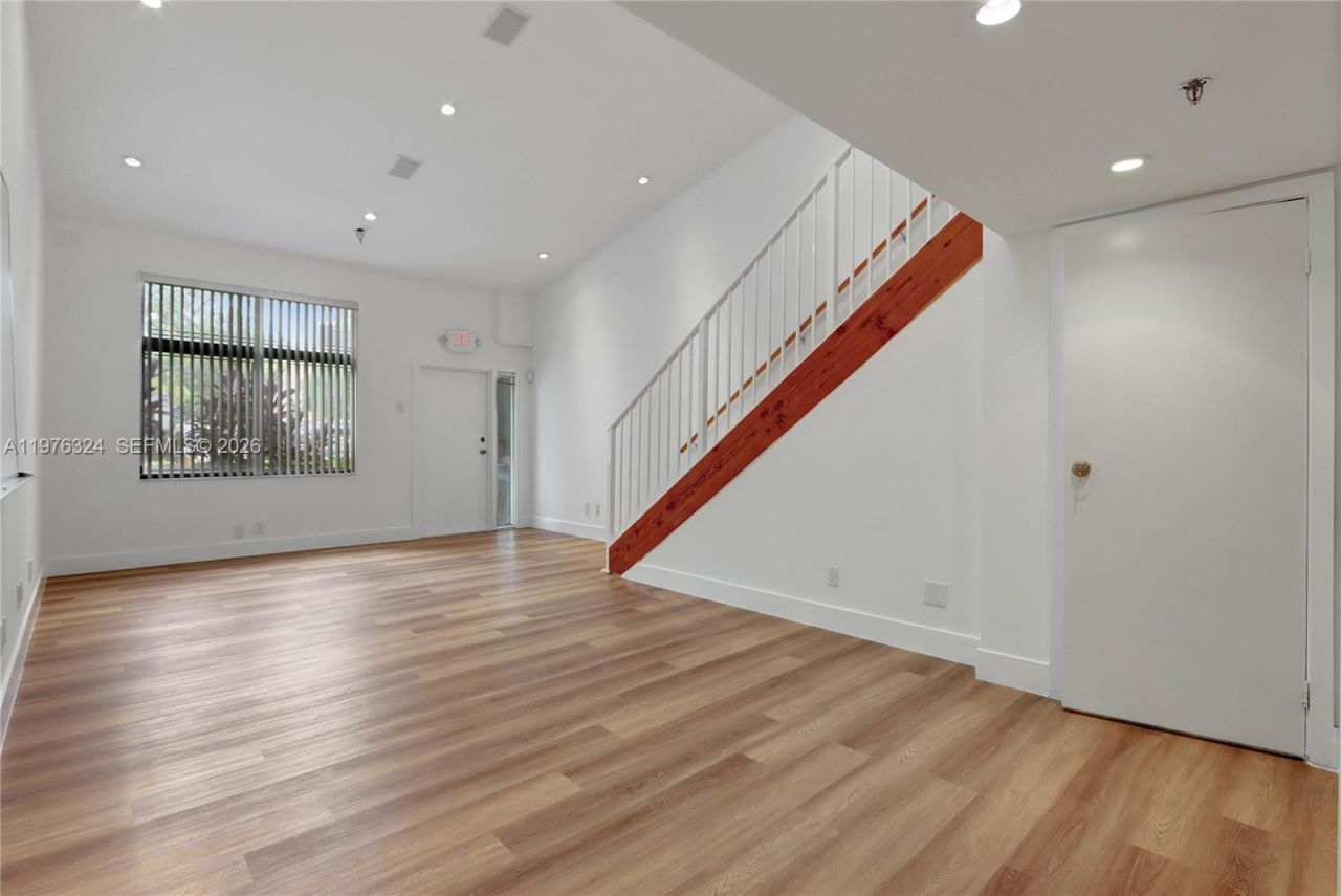 10769 SW 104th St, Unit B3, Miami, FL 33176 Photo