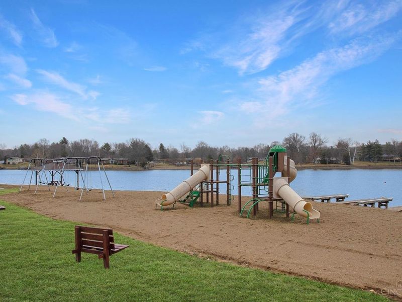 616 Lorelei Drive, Perry Twp, OH 45118 Photo 37