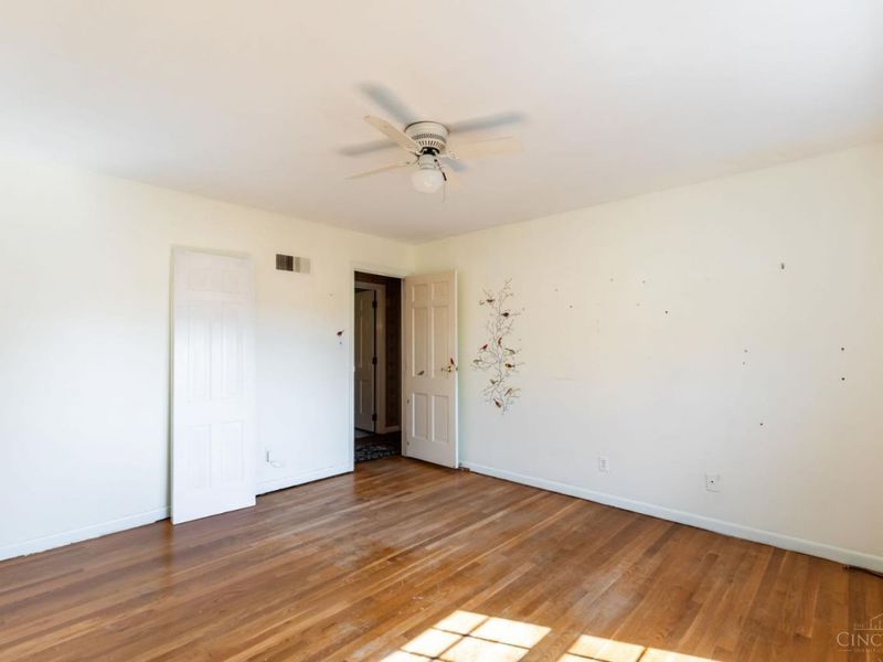 5801 Blue Spruce Lane, Cincinnati, OH 45224 Photo 23