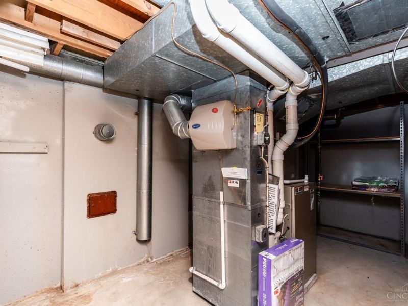 5801 Blue Spruce Lane, Cincinnati, OH 45224 Photo 38