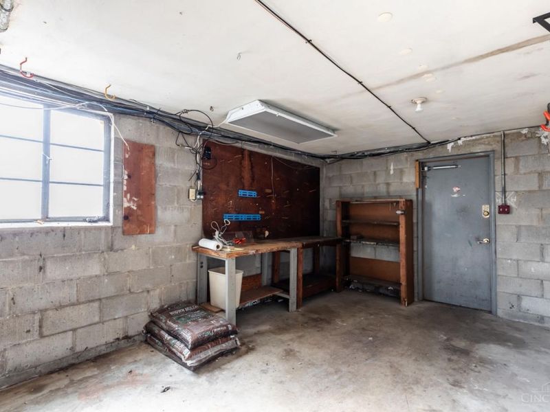 5801 Blue Spruce Lane, Cincinnati, OH 45224 Photo 43