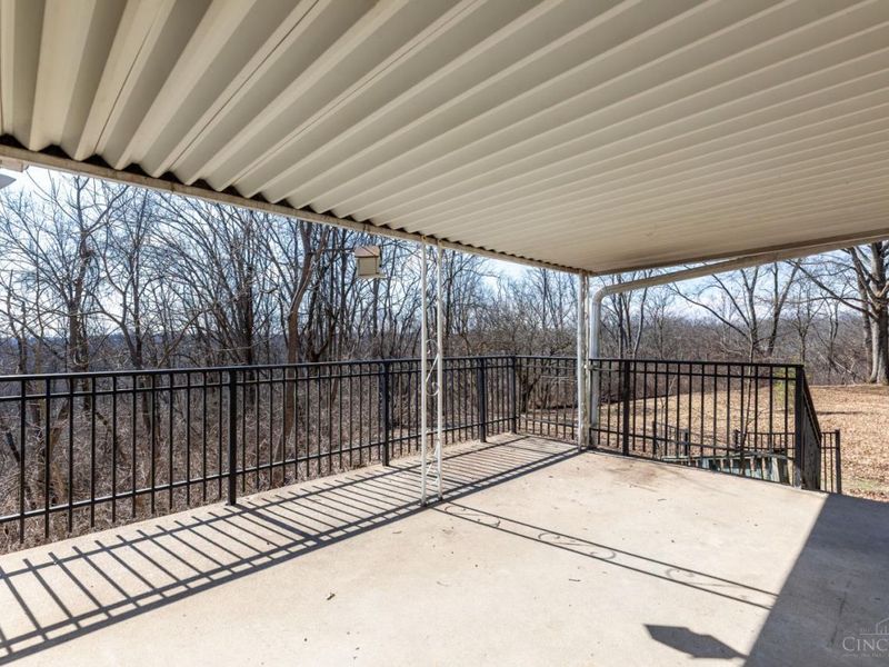 5801 Blue Spruce Lane, Cincinnati, OH 45224 Photo 46