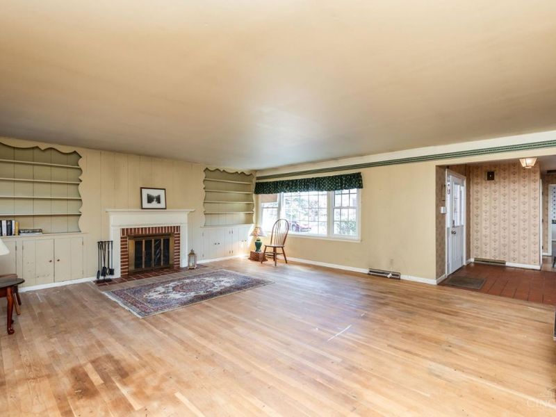 5801 Blue Spruce Lane, Cincinnati, OH 45224 Photo 9