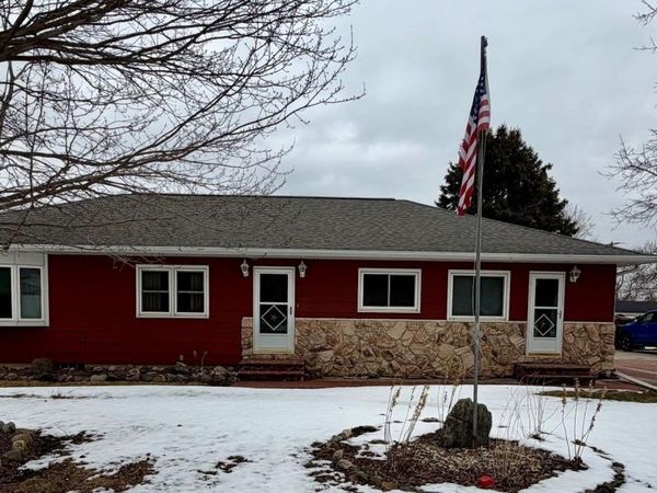 401 W Washington Street, Dows, IA 50071