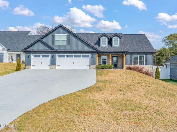 3246 Lobetti Rd, Knoxville, TN 37931