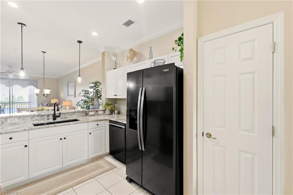 14350 Bristol Bay Pl, Unit 403, Fort Myers, FL 33912 Photo
