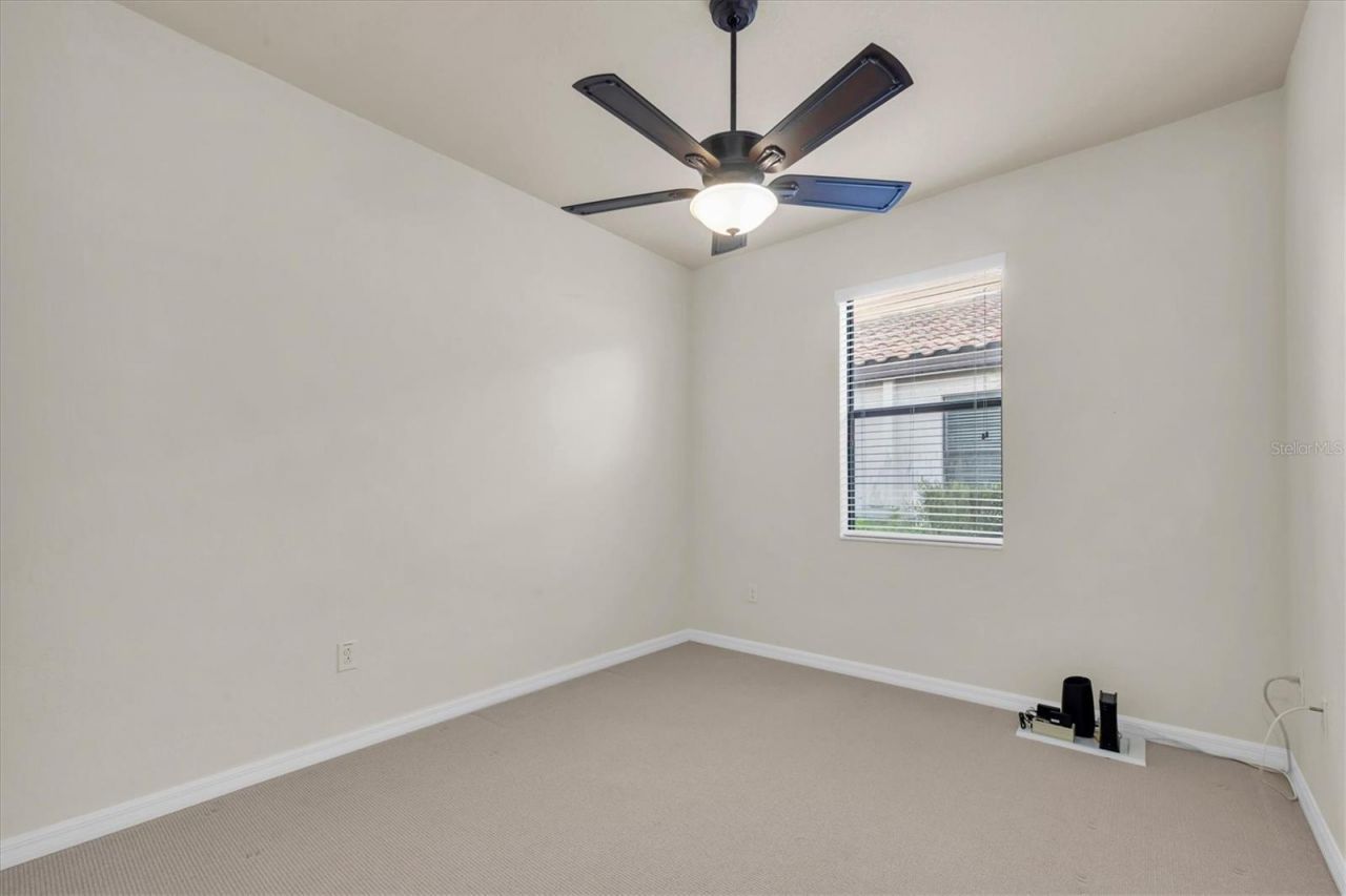 319 Whispering Palms Lane, Bradenton, FL 34212 Photo