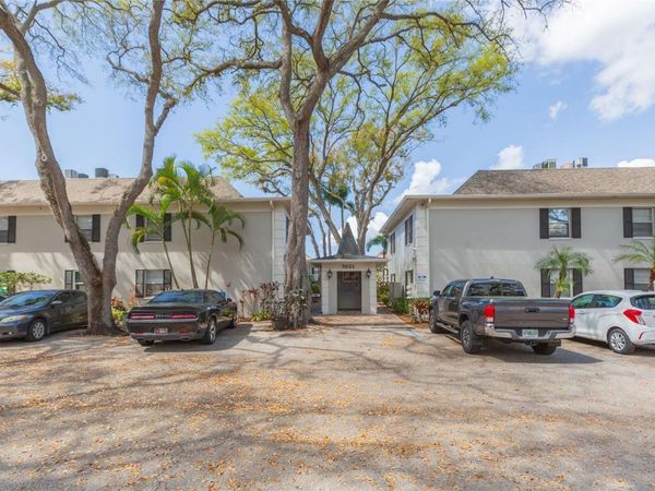 5221 BAYSHORE BOULEVARD, Unit 19, TAMPA, FL 33611