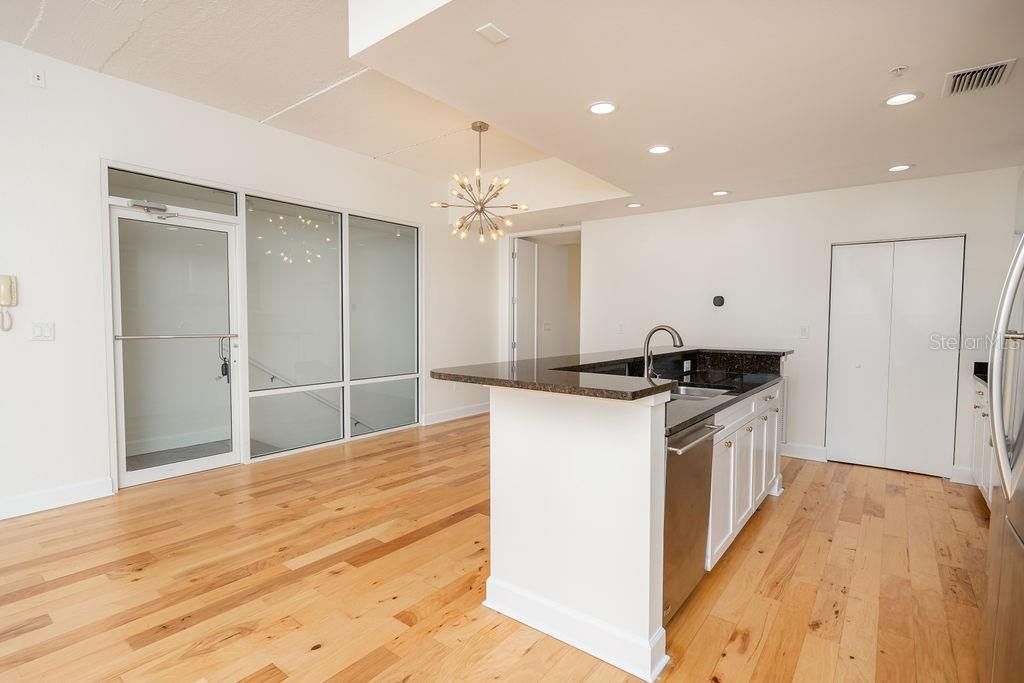 1002 Channelside Drive, Unit 2C, Tampa, FL 33602 Photo