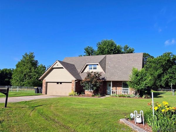 12866 S 279th East Avenue, Coweta, OK 74429