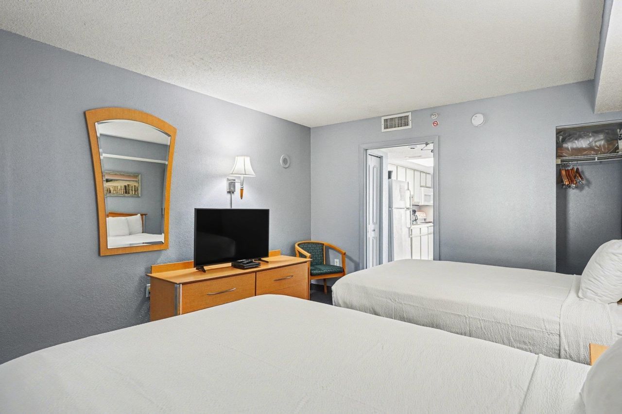 2701 S Ocean Blvd. Photo 20