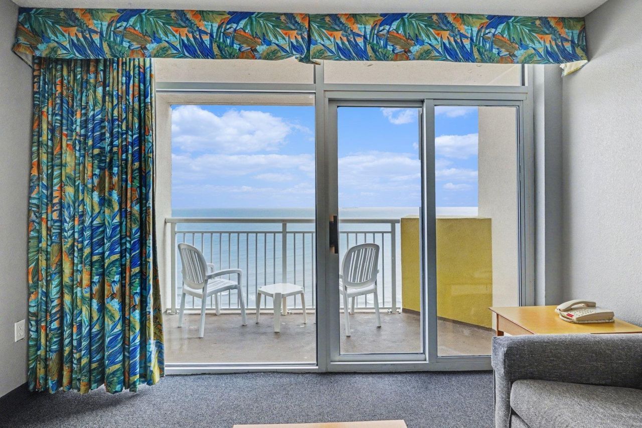 2701 S Ocean Blvd. Photo 5