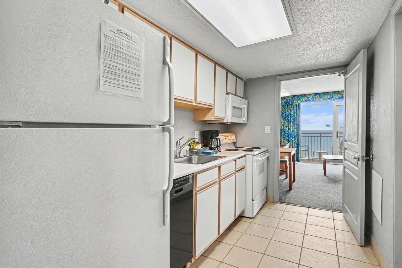 2701 S Ocean Blvd. Photo 9