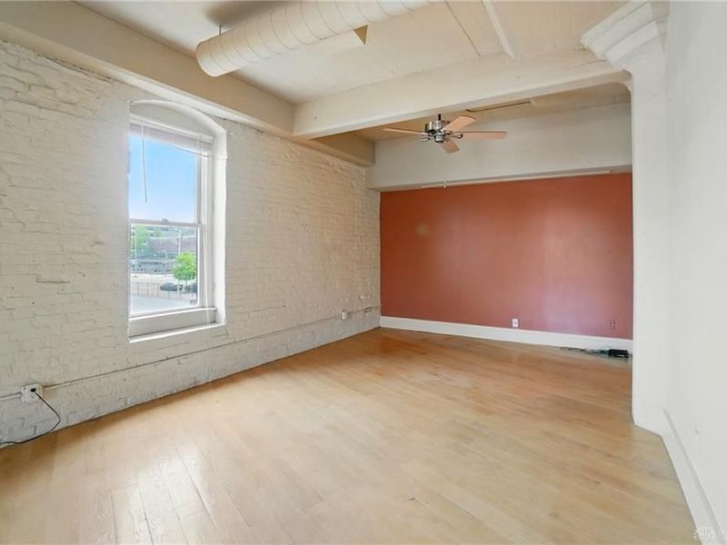 18 S Saint Clair Street, Unit 203, Dayton, OH 45402 Photo 15