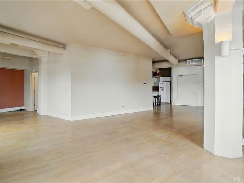 18 S Saint Clair Street, Unit 203, Dayton, OH 45402 Photo 17